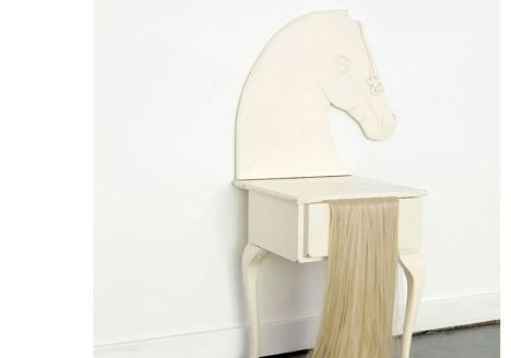 Three Legged Horse sculpture, part of the series Híbridos