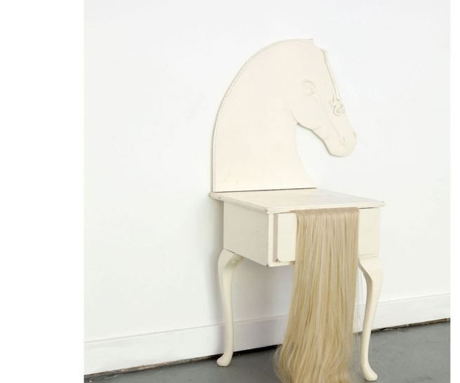 Three Legged Horse sculpture, part of the series Híbridos