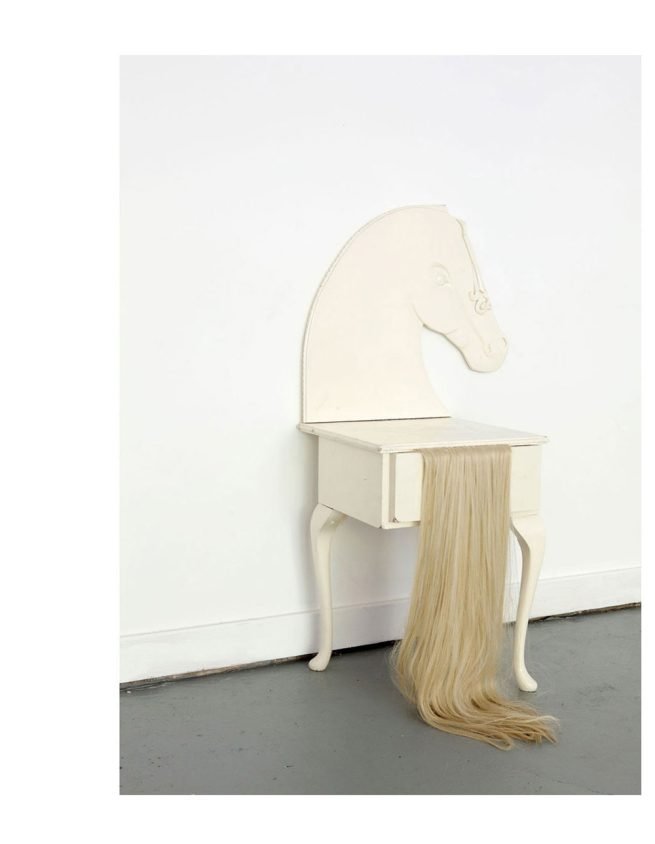 Three Legged Horse sculpture, part of the series Híbridos