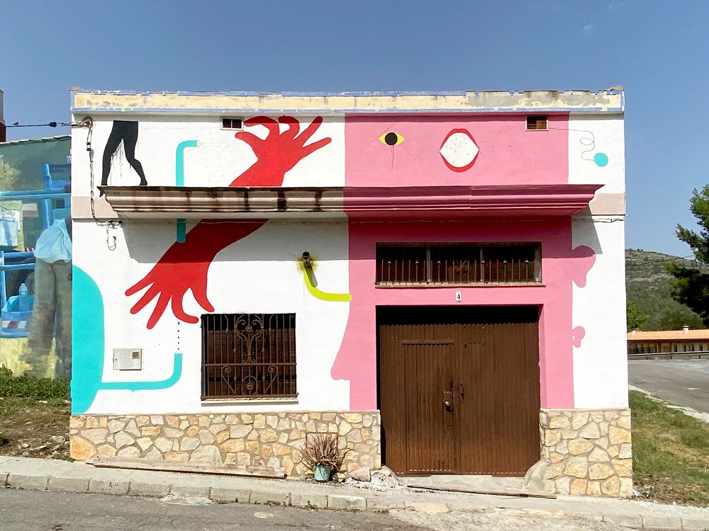 Los Sin Nombre, Miau Fanzara 2023, side, 6 x 17.4 m