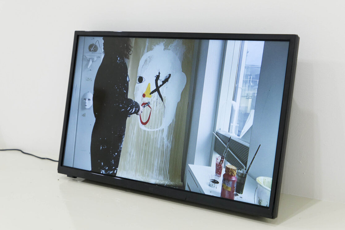 Voces del Subconsciente, video performance, Cristina Reyes